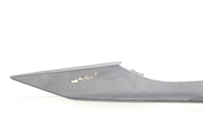 photo de FALDóN LATERAL DERECHO JM MOTORS EVOLIS 4T 50 (2018 - 2022) - Estado de la superficie y material