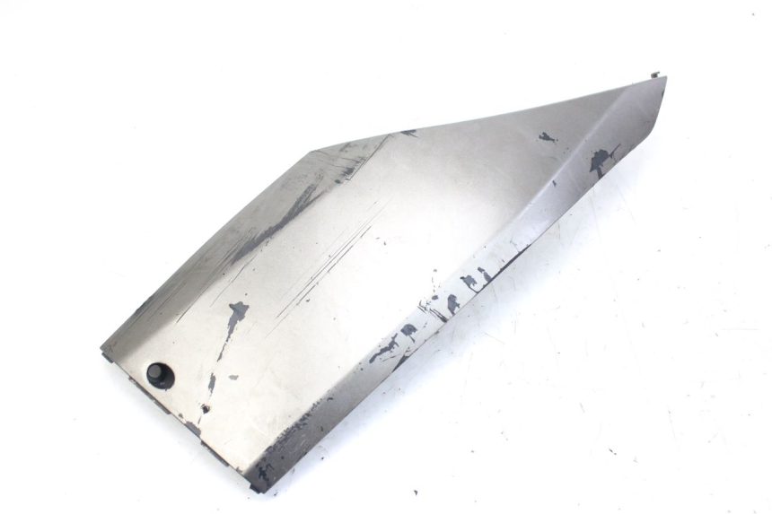 photo de FALDóN LATERAL DERECHO HONDA FES S-WING SWING ABS 125 (2007 - 2015) - Estado de la superficie y material