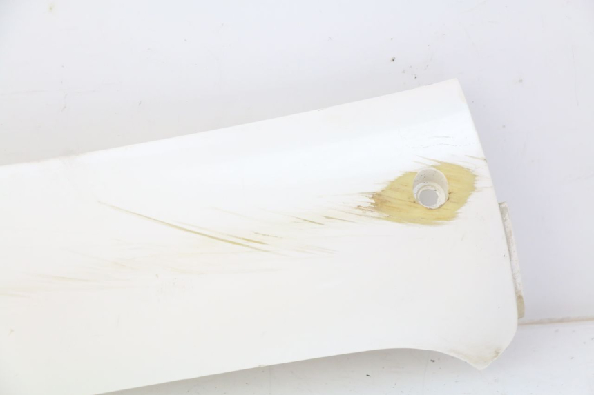 photo de FALDON DERECHO SYM FIDDLE 2 50 (2008 - 2013) - Detalles de los puntos de fijación