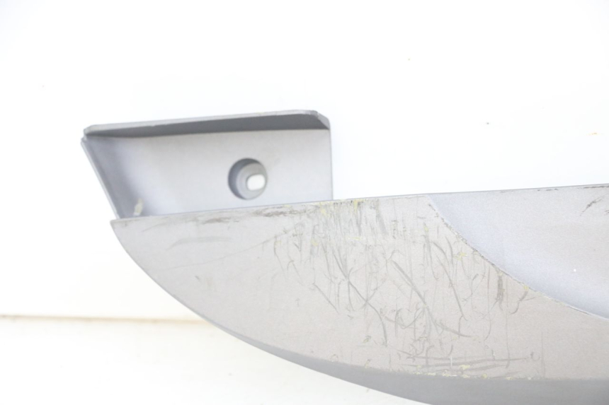 photo de FALDóN LATERAL DERECHO SYM FIDDLE 3 III 125 (2014 - 2020) - Primer plano técnico