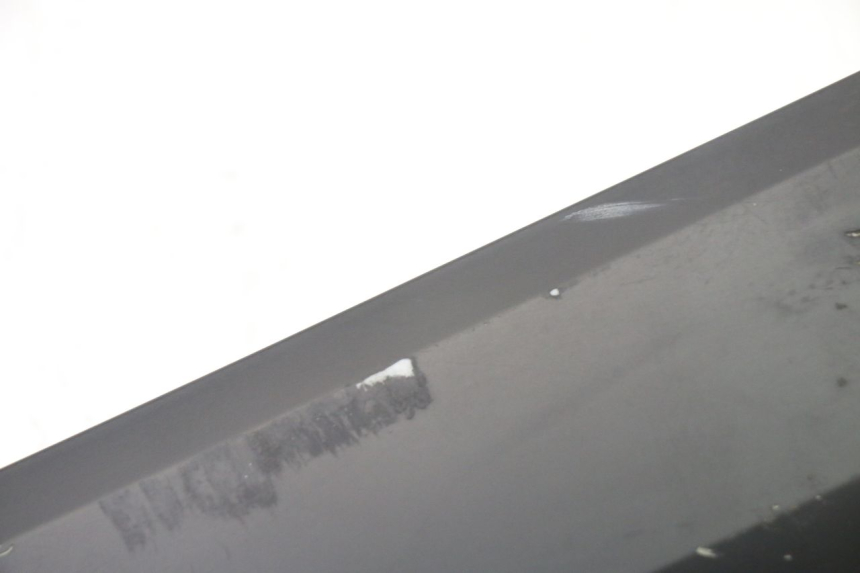 photo de BAJO CARENADO DERECHA SYM FIDDLE 3 III 50 (2014 - 2020) - Primer plano técnico