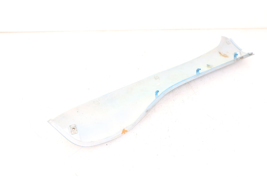 photo de BAJO CARENADO DERECHA SYM FIDDLE 125 (2008 - 2010) - Otra perspectiva