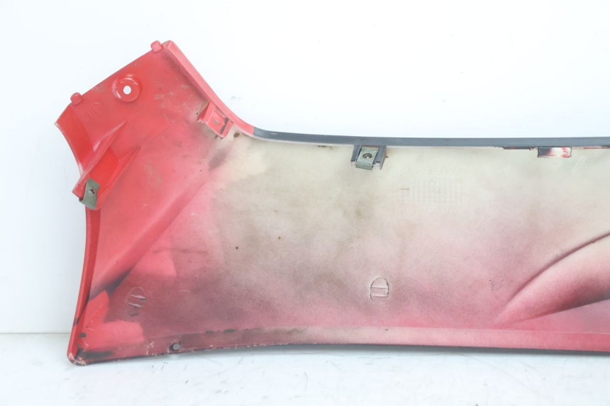photo de BAJO CARENADO DERECHA VASTRO GP 2T 50 (2013 - 2017) - Marcados y referencias originales