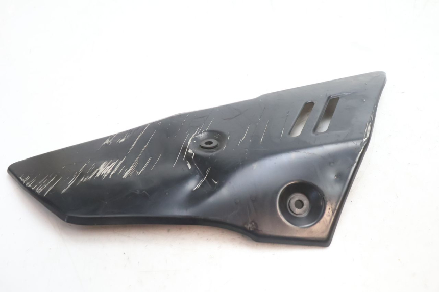 photo de BAJO CARENADO DERECHA SUZUKI GSR 600 (2005 - 2012) - Otra perspectiva