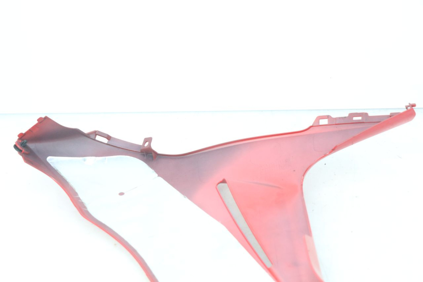 photo de BAJO CARENADO DERECHA SUZUKI GSX-R GSXR 750 (2011 - 2016) - Primer plano técnico