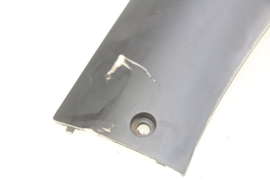 photo de FALDóN LATERAL DERECHO EUROCKA GTR 50 (2018 - 2021) - Detalles de los puntos de fijación