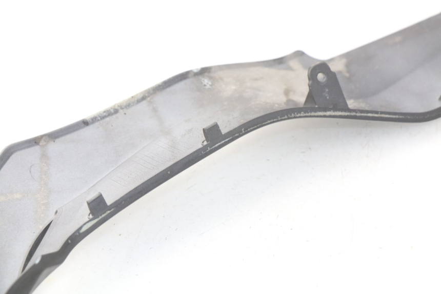 photo de BAJO CARENADO DERECHA SYM GTS EFI ABS 125 (2012 - 2016) - Otra perspectiva