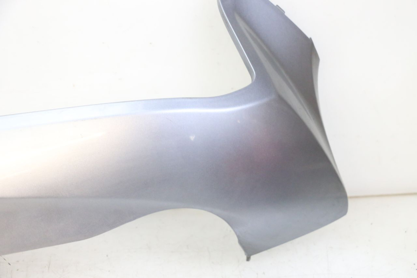 photo de BAJO CARENADO DERECHA SYM JOYMAX 125 (2010 - 2017) - Características distintivas