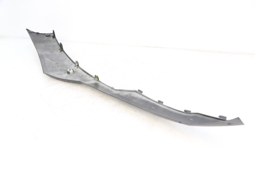 photo de BAJO CARENADO DERECHA RIDE JUMP 2T 50 (2012 - 2017) - Primer plano técnico