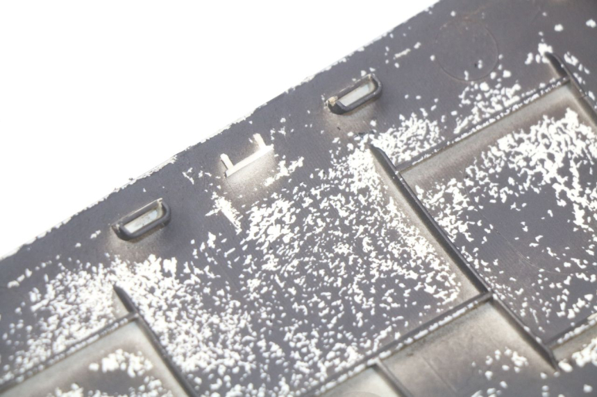 photo de FALDóN LATERAL DERECHO PEUGEOT KISBEE 2T 50 (2010 - 2017) - Vista general del producto