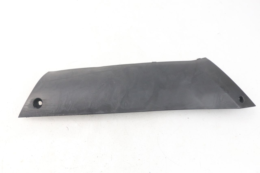 photo de FALDóN LATERAL DERECHO PEUGEOT KISBEE 2T 50 (2010 - 2017) - Detalle de la pieza