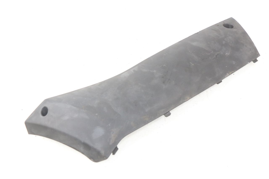 photo de FALDóN LATERAL DERECHO PEUGEOT KISBEE 2T 50 (2010 - 2017) - Detalle de la pieza