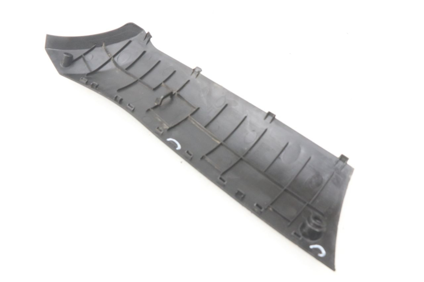 photo de FALDóN LATERAL DERECHO PEUGEOT KISBEE 2T 50 (2010 - 2017) - Vista general del producto