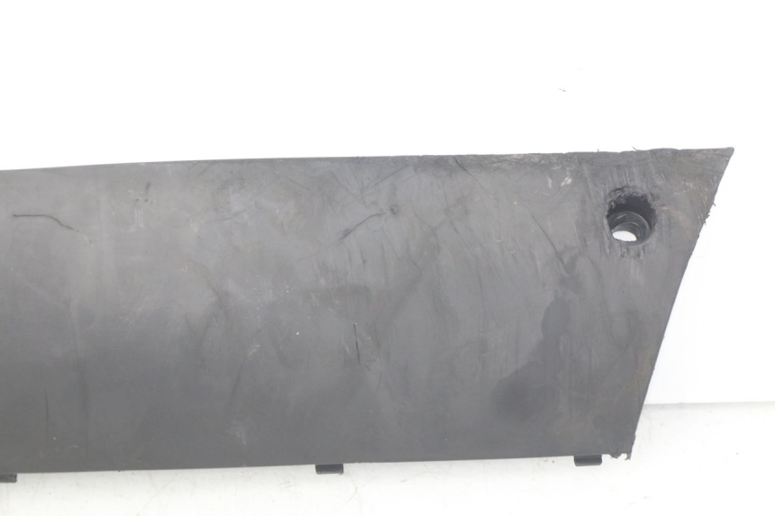 photo de FALDóN LATERAL DERECHO PEUGEOT KISBEE 2T 50 (2010 - 2017) - Vista general del producto