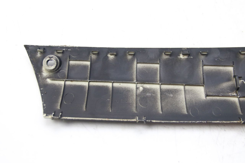 photo de FALDóN DERECHO PEUGEOT KISBEE 2T 50 (2018 - 2022) - Vista general del producto