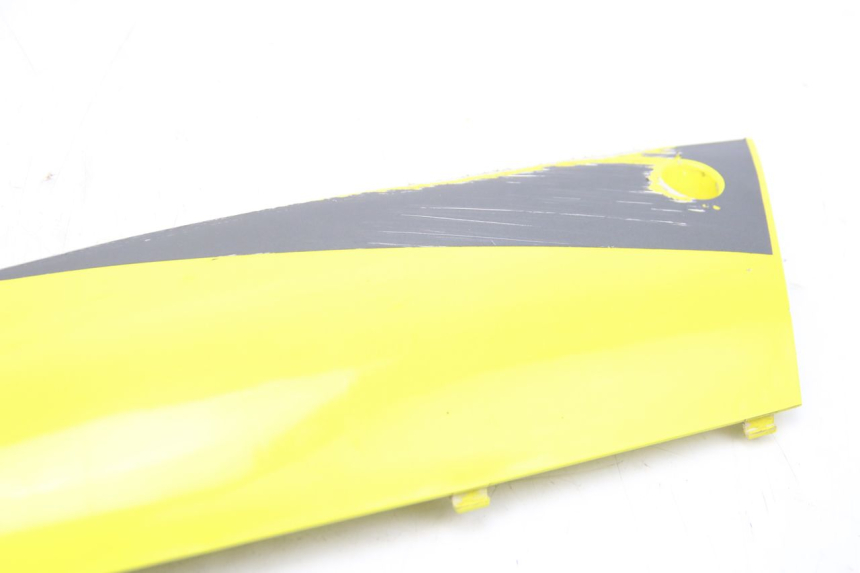 photo de FALDóN LATERAL DERECHO PEUGEOT KISBEE 4T 50 (2018 - 2022) - Detalle de la pieza