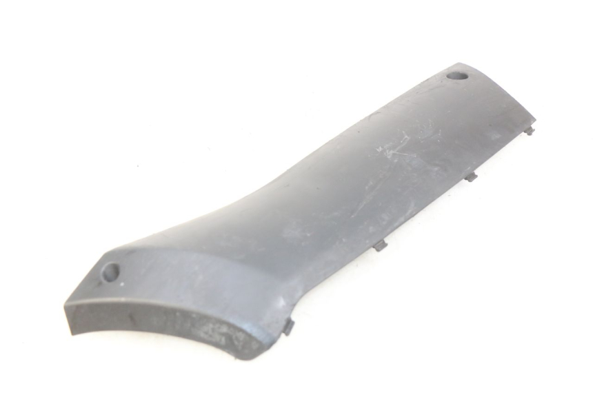 photo de FALDóN LATERAL DERECHO PEUGEOT KISBEE 4T 50 (2010 - 2017) - Otra perspectiva