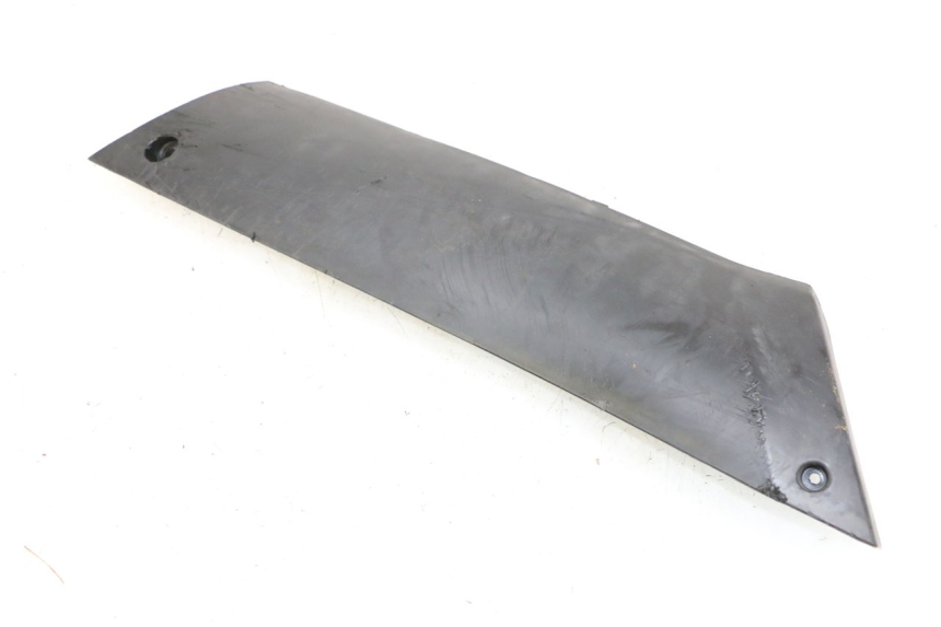 photo de FALDóN LATERAL DERECHO PEUGEOT KISBEE 4T 50 (2018 - 2022) - Zoom estado de uso