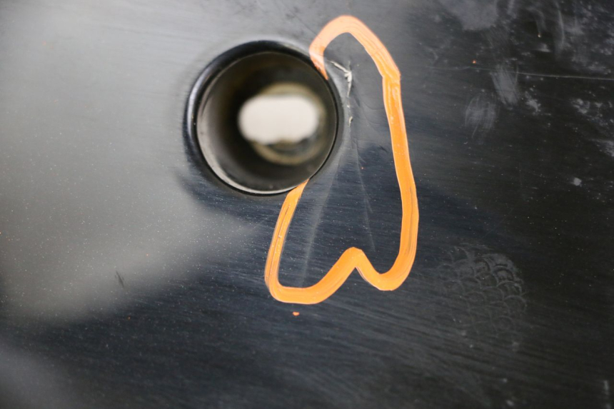 photo de BAJO CARENADO DERECHA LONGJIA SHARPY 125 (2020 - 2024) - Estado de la superficie y material