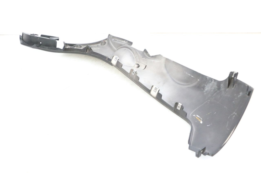 photo de BAJO CARENADO DERECHA PIAGGIO MP3 HPE 350 (2018 - 2020) - Zoom estado de uso