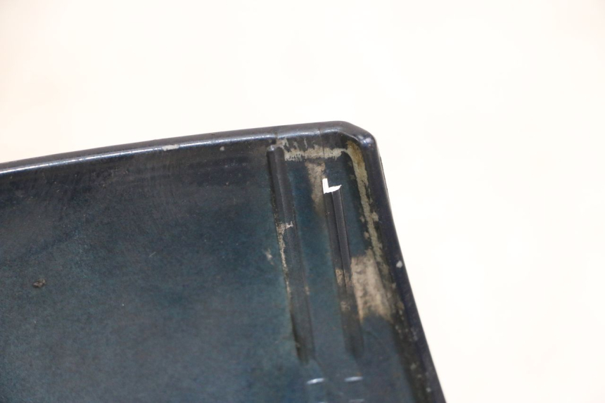 photo de BAJO CARENADO DERECHA PIAGGIO MP3 LT 300 (2010 - 2016) - Detalle de la pieza