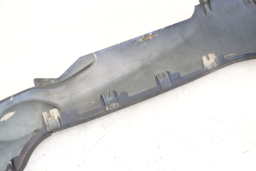 photo de BAJO CARENADO DERECHA PIAGGIO MP3 LT 300 (2010 - 2016) - Zoom estado de uso