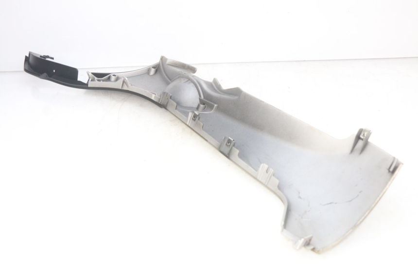 photo de FALDóN LATERAL DERECHO PIAGGIO MP3 500 (2014 - 2017) - Vista general del producto