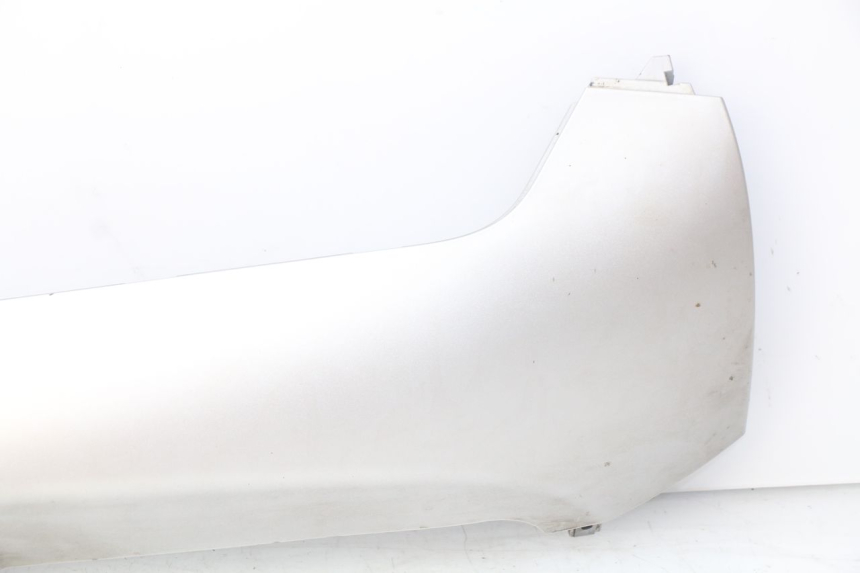 photo de FALDóN LATERAL DERECHO PIAGGIO MP3 500 (2014 - 2017) - Recambio usado revisado