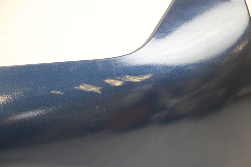 photo de BAJO CARENADO DERECHA PIAGGIO MP3 RL 250 (2006 - 2010) - Zoom sobre los componentes