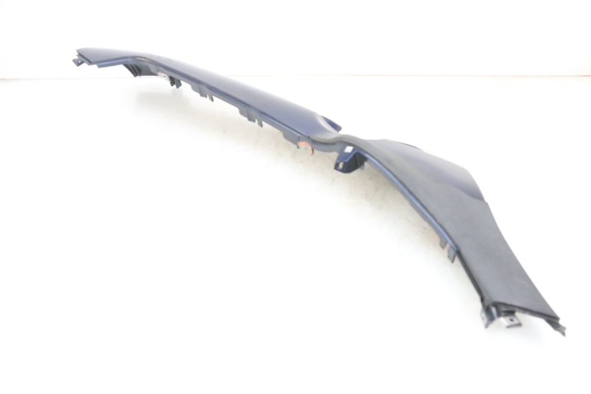 photo de BAJO CARENADO DERECHA PIAGGIO MP3 RL 250 (2006 - 2010) - Estado de la superficie y material