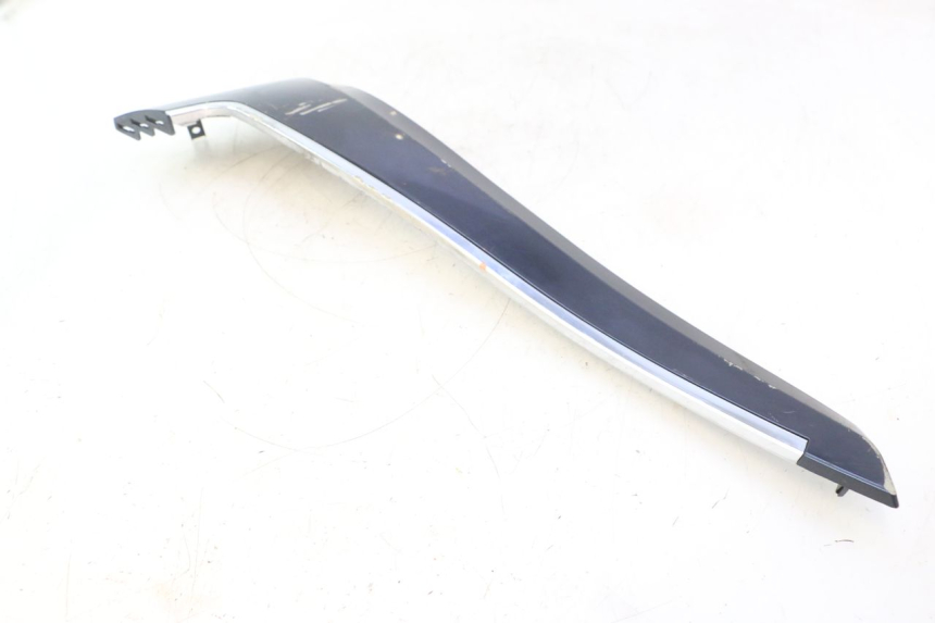 photo de BAJO CARENADO DERECHA KYMCO LIKE 4T 50 (2019 - 2025) - Marcados y referencias originales