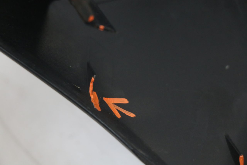 photo de BAJO CARENADO DERECHA HONDA PCX (JF28) 125 (2009 - 2011) - Otra vista del artículo