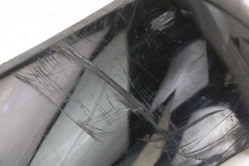 photo de BAJO CARENADO DERECHA HONDA PCX (JF28) 125 (2009 - 2011) - Foto de producto adicional