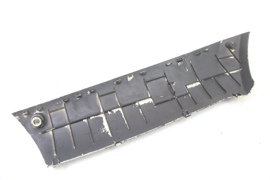 photo de BAJO CARENADO DERECHA PEUGEOT STREETZONE I 2T 50 (2018 - 2020) - Primer plano técnico