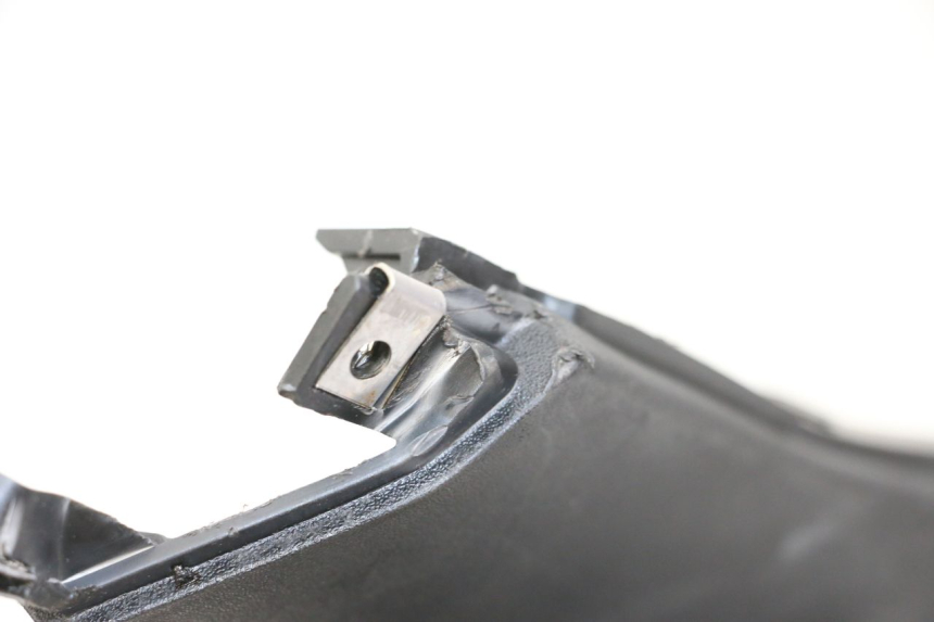 photo de FALDóN DERECHO PIAGGIO MP3 LT 400 (2007 - 2012) - Detalle de la pieza