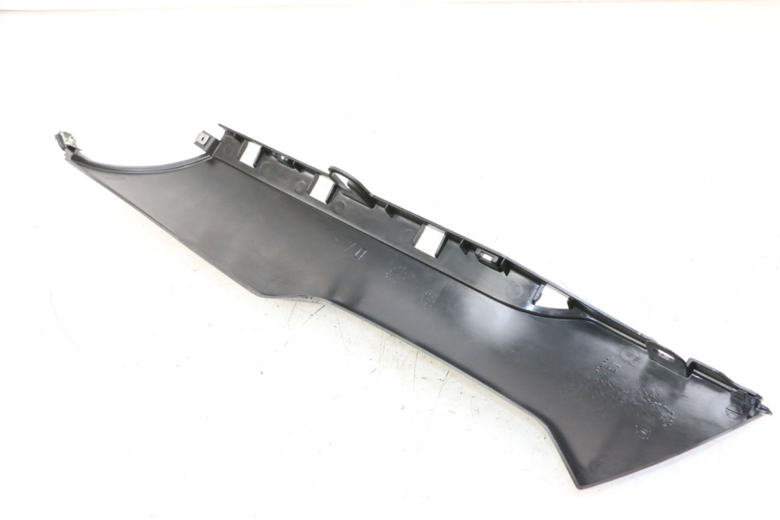 photo de BAJO CARENADO DERECHA PIAGGIO NRG POWER PUREJET 50 (2018 - 2021) - Zoom estado de uso