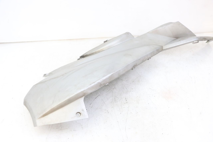 photo de BAJO CARENADO DERECHA PEUGEOT SATELIS 125 (2010 - 2012) - Estado de la superficie y material