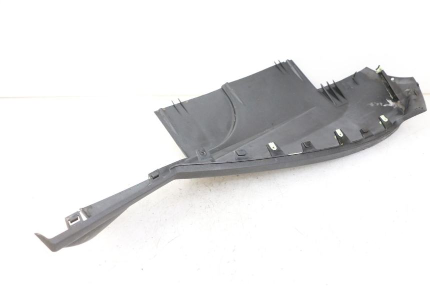 photo de BAJO CARENADO DERECHA PEUGEOT SATELIS 125 (2013 - 2018) - Detalle de la pieza
