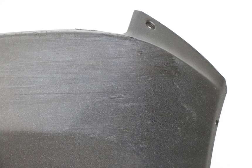 photo de BAJO CARENADO DERECHA PEUGEOT SATELIS 125 (2013 - 2018) - Detalles de los puntos de fijación