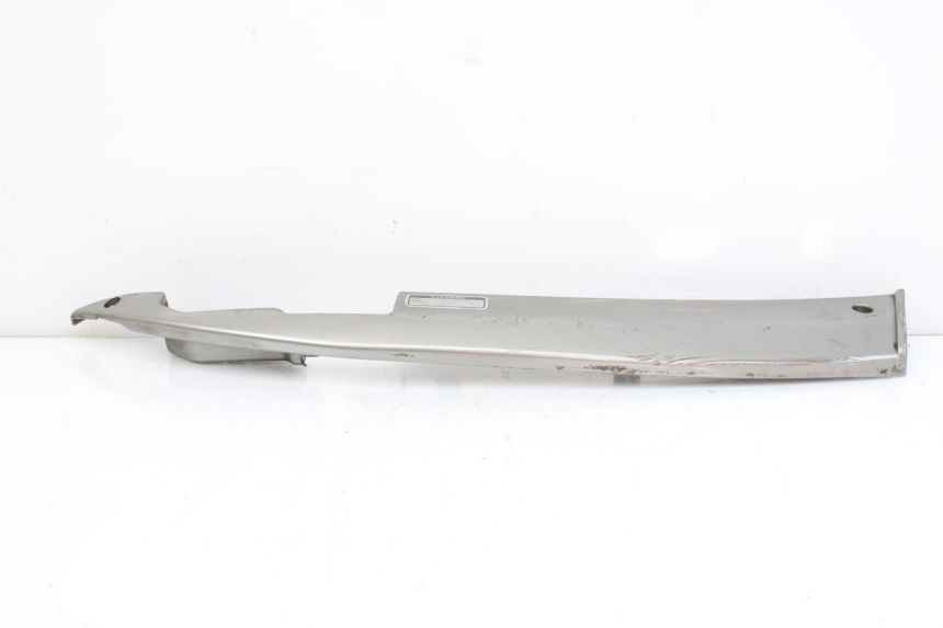 photo de FALDóN LATERAL DERECHO KYMCO SENTO 100 (2008 - 2013) - Detalle de la pieza