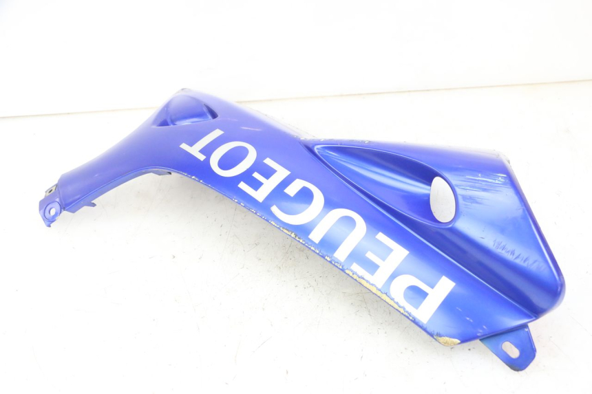 photo de BAJO CARENADO DERECHA PEUGEOT SPEEDFIGHT 2 LC 50 (2000 - 2009) - Primer plano técnico