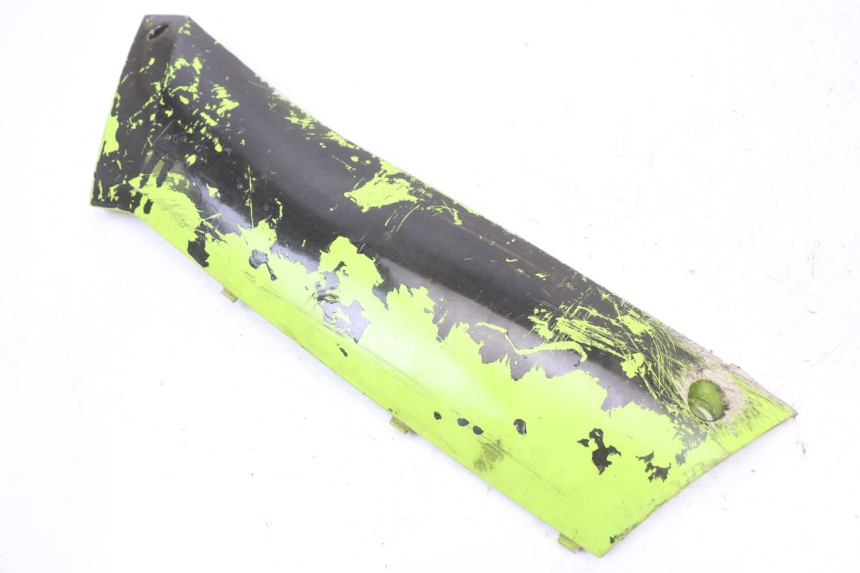 photo de BAJO CARENADO DERECHA PEUGEOT STREETZONE I 2T 50 (2018 - 2020) - Detalle de la pieza