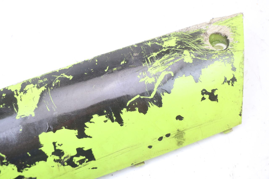 photo de BAJO CARENADO DERECHA PEUGEOT STREETZONE I 2T 50 (2018 - 2020) - Primer plano técnico