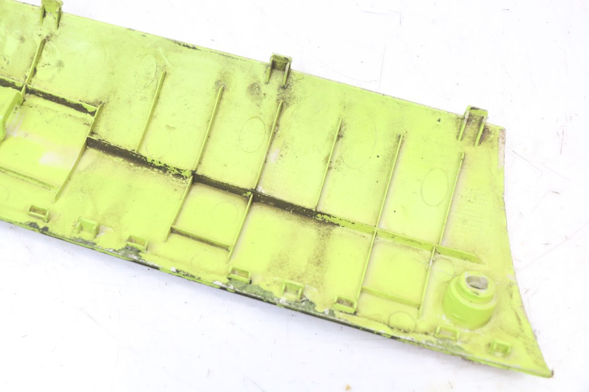 photo de BAJO CARENADO DERECHA PEUGEOT STREETZONE I 2T 50 (2018 - 2020) - Marcados y referencias originales