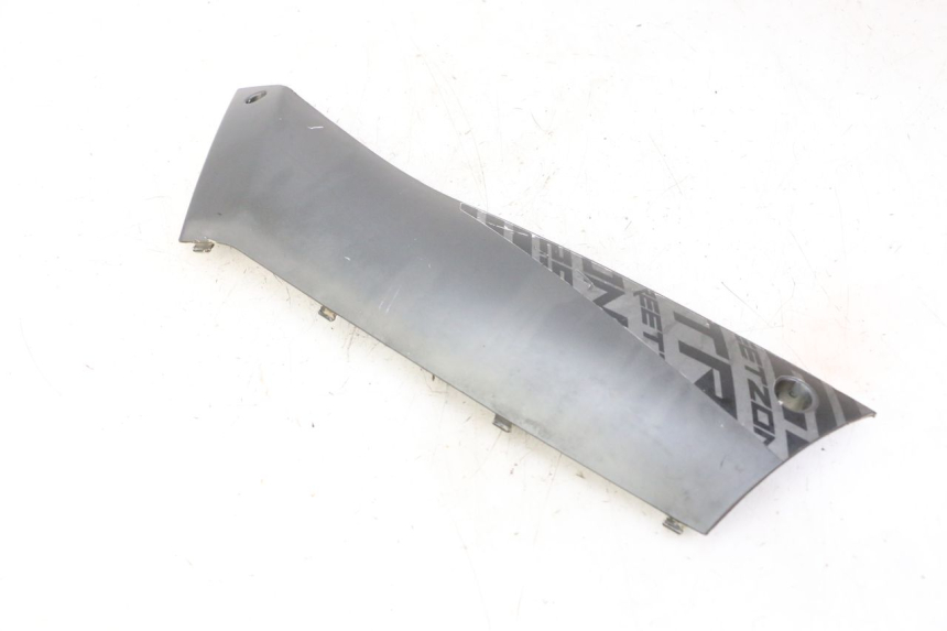 photo de BAJO CARENADO DERECHA PEUGEOT STREETZONE I NAKED 2T 50 (2018 - 2020) - Detalle de la pieza