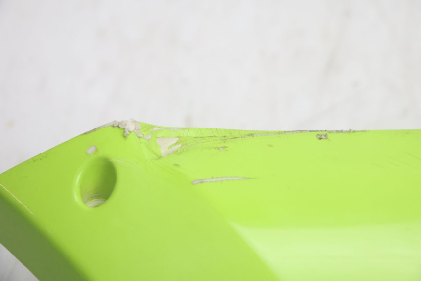 photo de BAJO CARENADO DERECHA PEUGEOT STREETZONE NAKED 2T 50 (2014 - 2018) - Zoom estado de uso