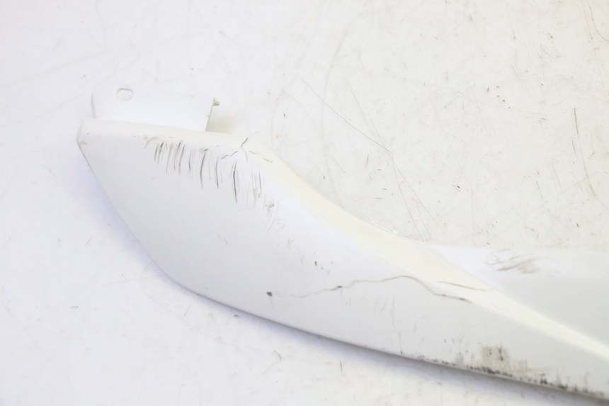 photo de BAJO CARENADO DERECHA PEUGEOT TWEET PRO EFI 4T 50 (2021 - 2022) - Detalle de la pieza