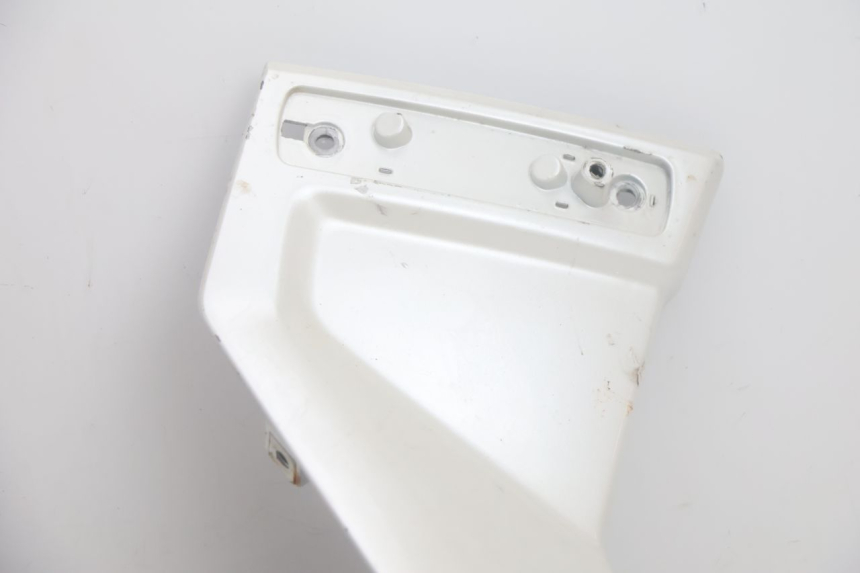 photo de FALDóN DERECHO YAMAHA XMAX X-MAX 125 (2006 - 2009) - Primer plano técnico