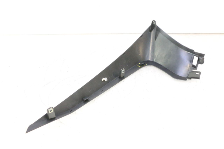 photo de BAJO CARENADO DERECHA YAMAHA X-MAX XMAX 125 (2010 - 2013) - Estado de la superficie y material