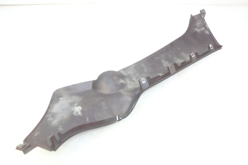 photo de FALDóN LATERAL DERECHO PIAGGIO X8 125 (2004 - 2007) - Detalle de la pieza